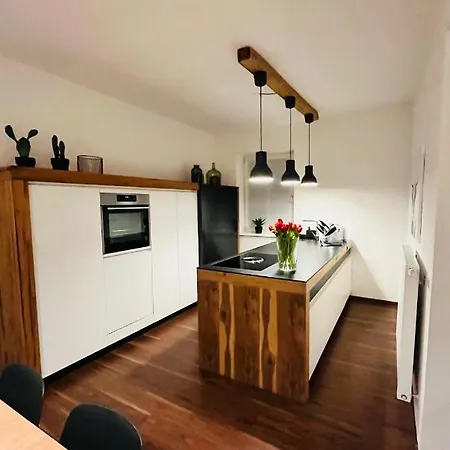 Leo6 Privatzimmervermietung * Salzburg