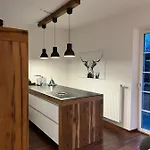 Apartmán Leo6 Privatzimmervermietung *
