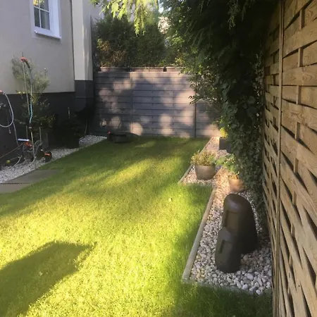 Leo6 Privatzimmervermietung Lägenhet *