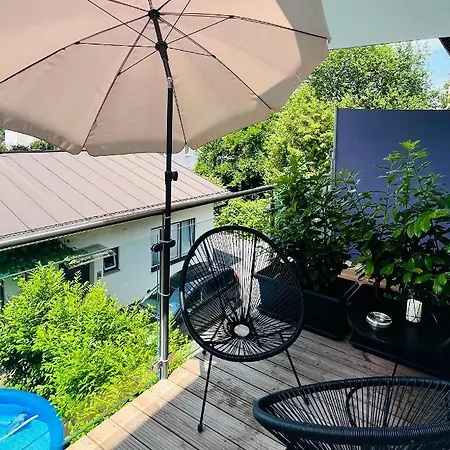 Lägenhet Leo6 Privatzimmervermietung *